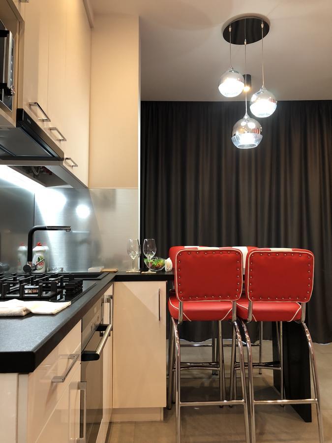 Bon Apetit Apartament Lviv Exterior photo